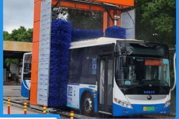 大巴式全自動(dòng)洗車機(jī)價(jià)錢多少[隆茂鑫晟]