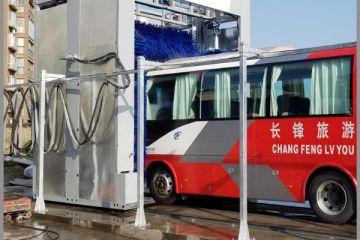 公交站場龍門架洗車機(jī)報(bào)價(jià)多少[隆茂鑫晟]